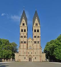 die St. Kastorkirche