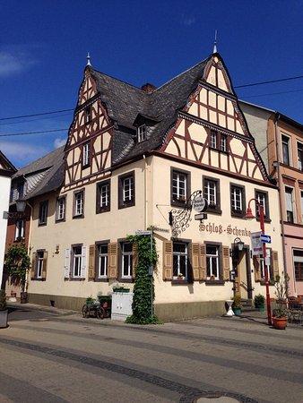 Schloß-Schenke