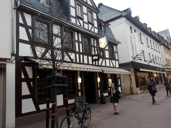 Zur Stadt Koln