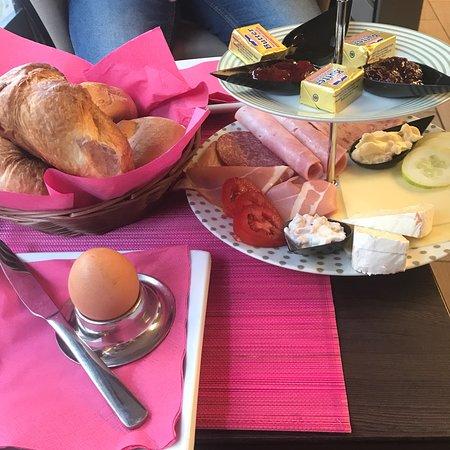 Cafe Bauer