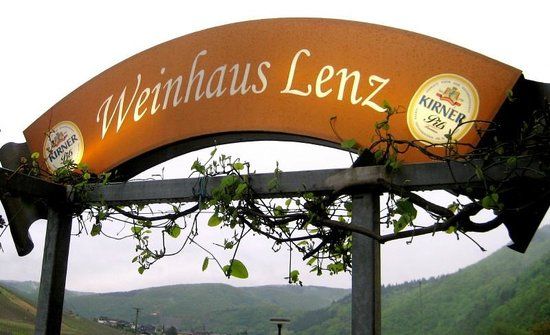 Weinhaus-Pension Lenz